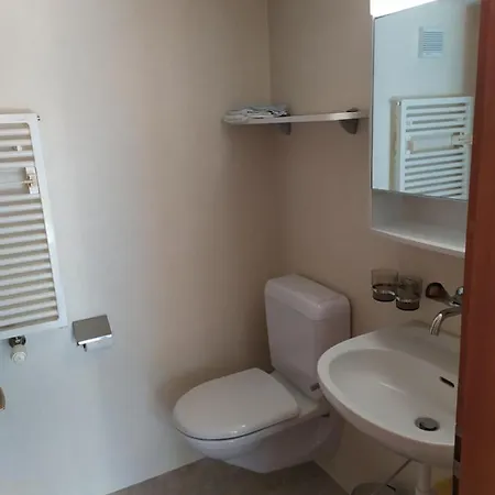 Daire 2 Zimmerwohnung Spanischgaessli